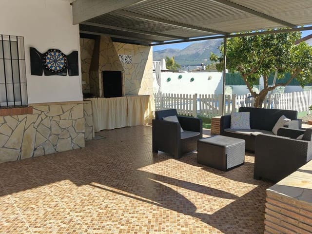 2 slaapkamer Villa te huur in Alhaurín el Grande met zwembad - € 1.600 (Ref: 9778825)