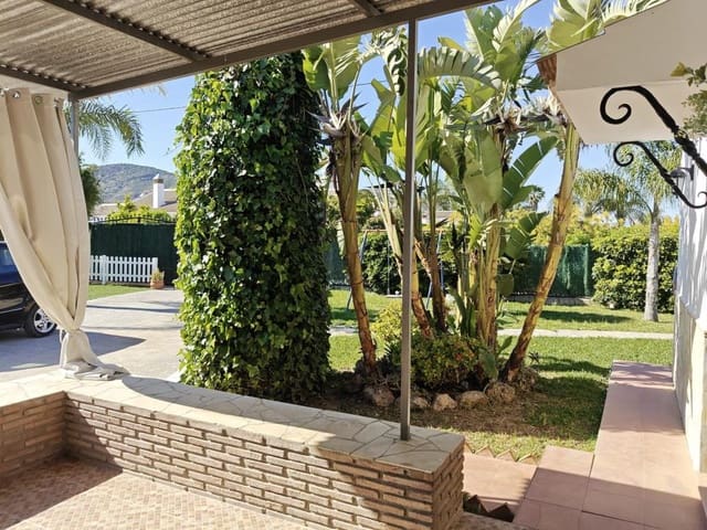 2 slaapkamer Villa te huur in Alhaurín el Grande met zwembad - € 1.600 (Ref: 9778825)