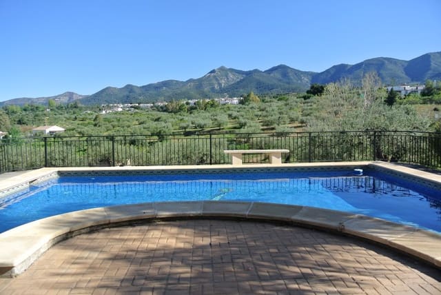 3 slaapkamer Villa te huur in Alhaurín el Grande met zwembad garage - € 1.900 (Ref: 9824118)