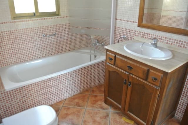 3 slaapkamer Villa te huur in Alhaurín el Grande met zwembad garage - € 1.900 (Ref: 9824118)