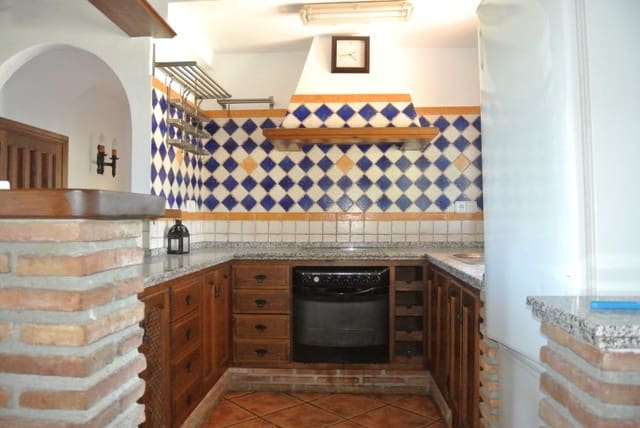 3 slaapkamer Villa te huur in Alhaurín el Grande met zwembad garage - € 1.900 (Ref: 9824118)