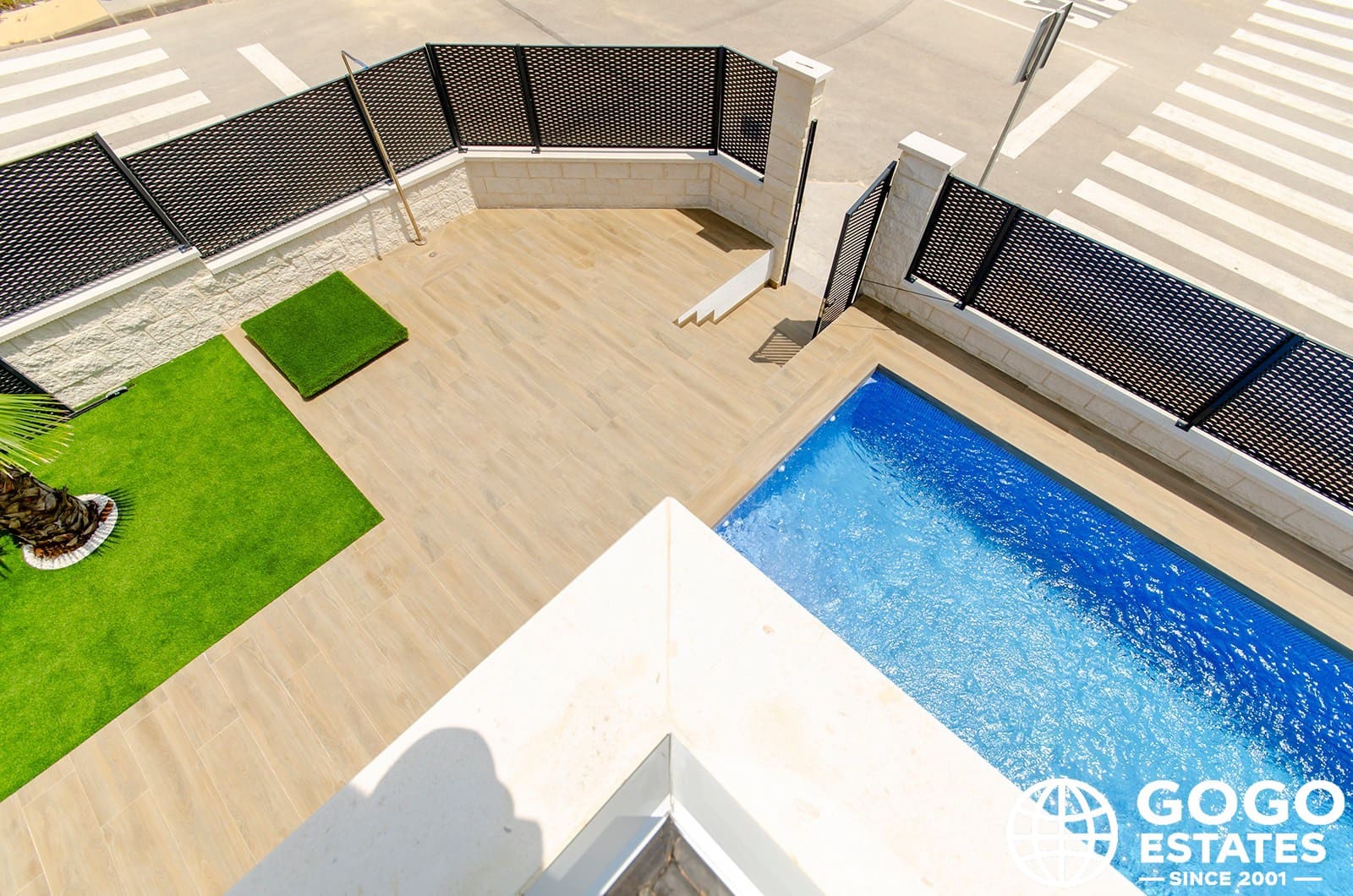 3 quarto Moradia Geminada para venda em Orihuela com piscina garagem - 395 000 € (Ref: 10008434)