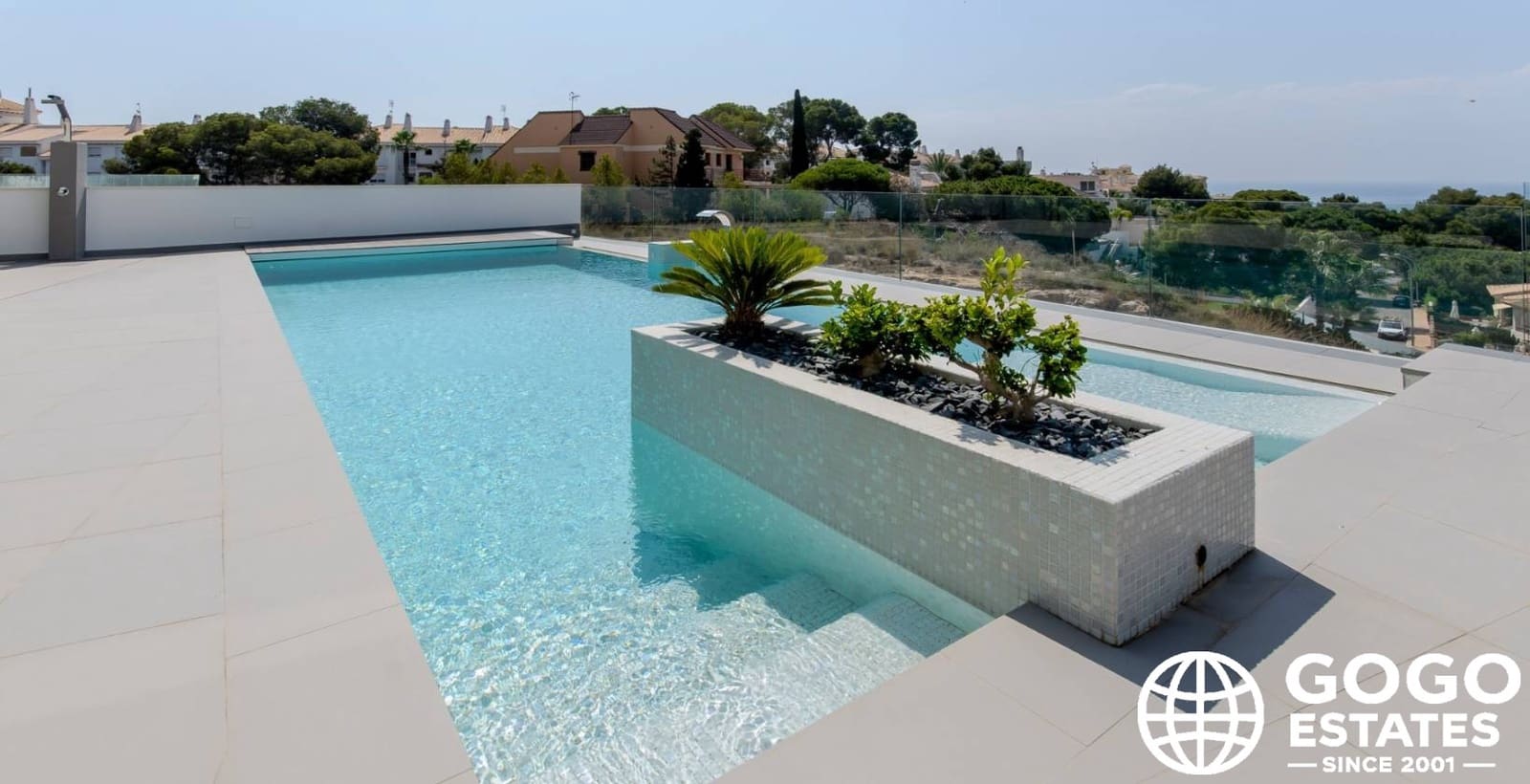 Chalet de 3 habitaciones en Orihuela en venta con piscina garaje - 1.195.000 € (Ref: 10008444)