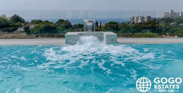 3 sypialnia Willa na sprzedaż w Campoamor, Orihuela z basenem garażem - 1 195 000 € (Ref: 10008444)