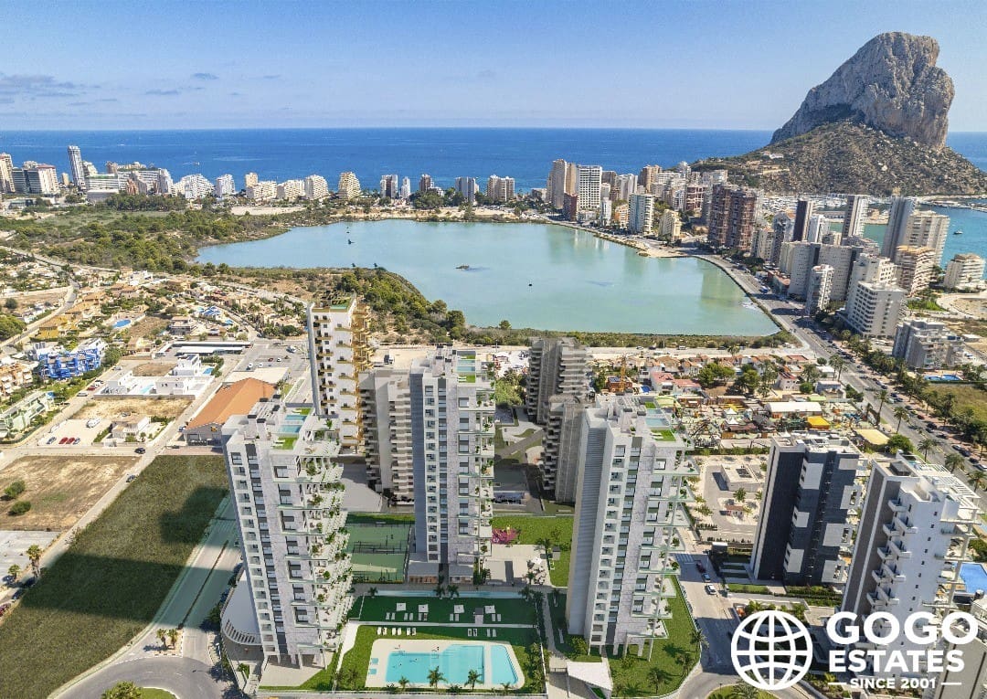 2 bedroom Apartment for sale in Calpe / Calp with pool - € 450,000 (Ref: 10008448)