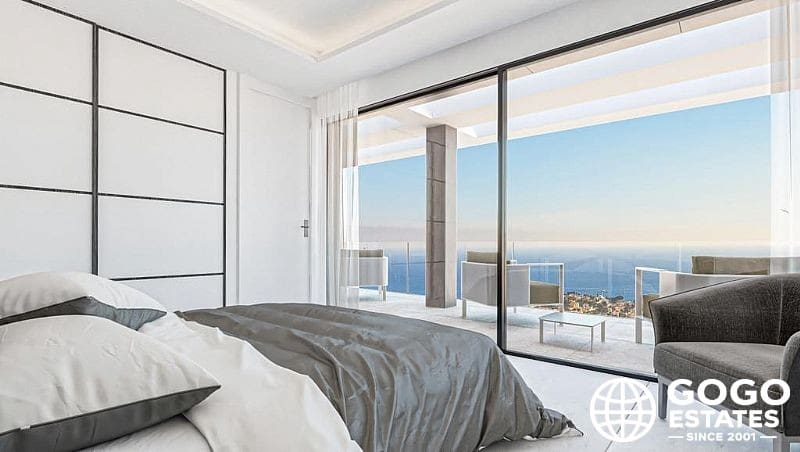 4 bedroom Villa for sale in Calpe / Calp with pool - € 1,850,000 (Ref: 10008469)