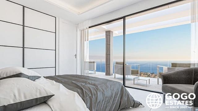 4 bedroom Villa for sale in Oltamar - Cucarres, Calpe / Calp with pool - € 1,850,000 (Ref: 10008469)