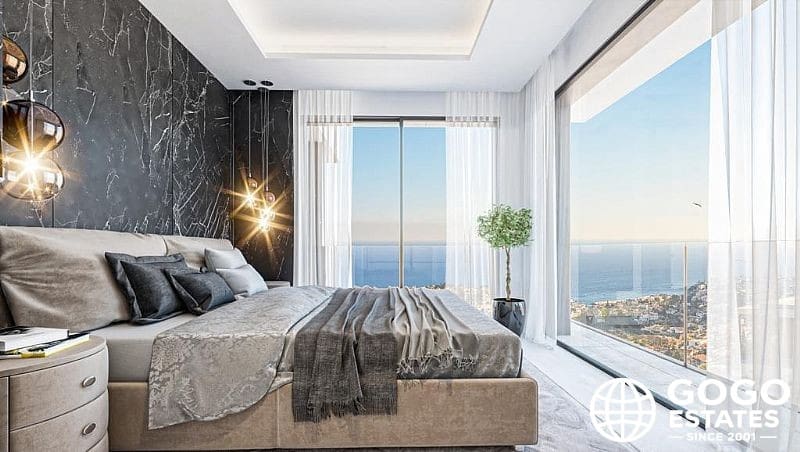 4 bedroom Villa for sale in Calpe / Calp with pool - € 1,850,000 (Ref: 10008469)