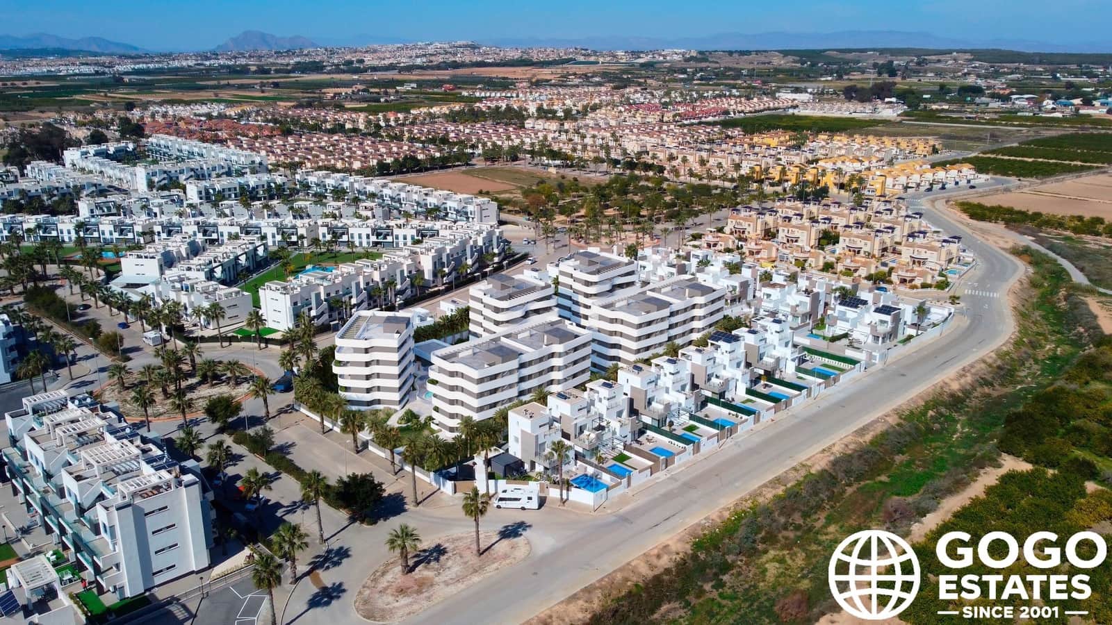 Apartamento de 2 habitaciones en Guardamar del Segura en venta con piscina - 299.000 € (Ref: 10008476)