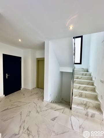 4 bedroom Villa for sale in Ciudad Quesada, Rojales with pool garage - € 834,000 (Ref: 10008631)