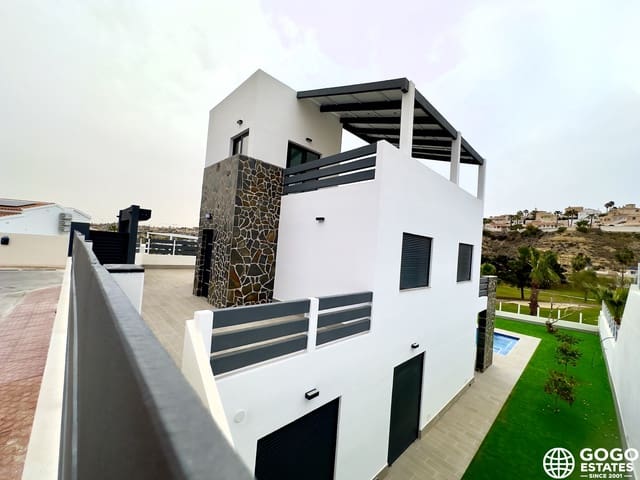 4 bedroom Villa for sale in Ciudad Quesada, Rojales with pool garage - € 834,000 (Ref: 10008631)