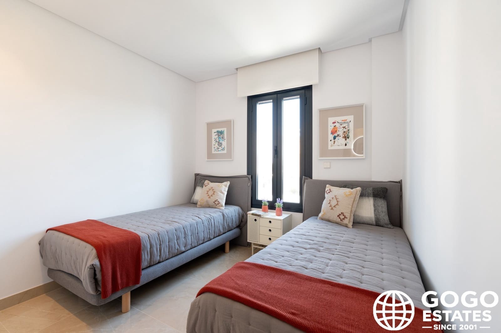 3 sypialnia Dom szeregowy na sprzedaż w Elche / Elx z basenem garażem - 459 000 € (Ref: 10008641)