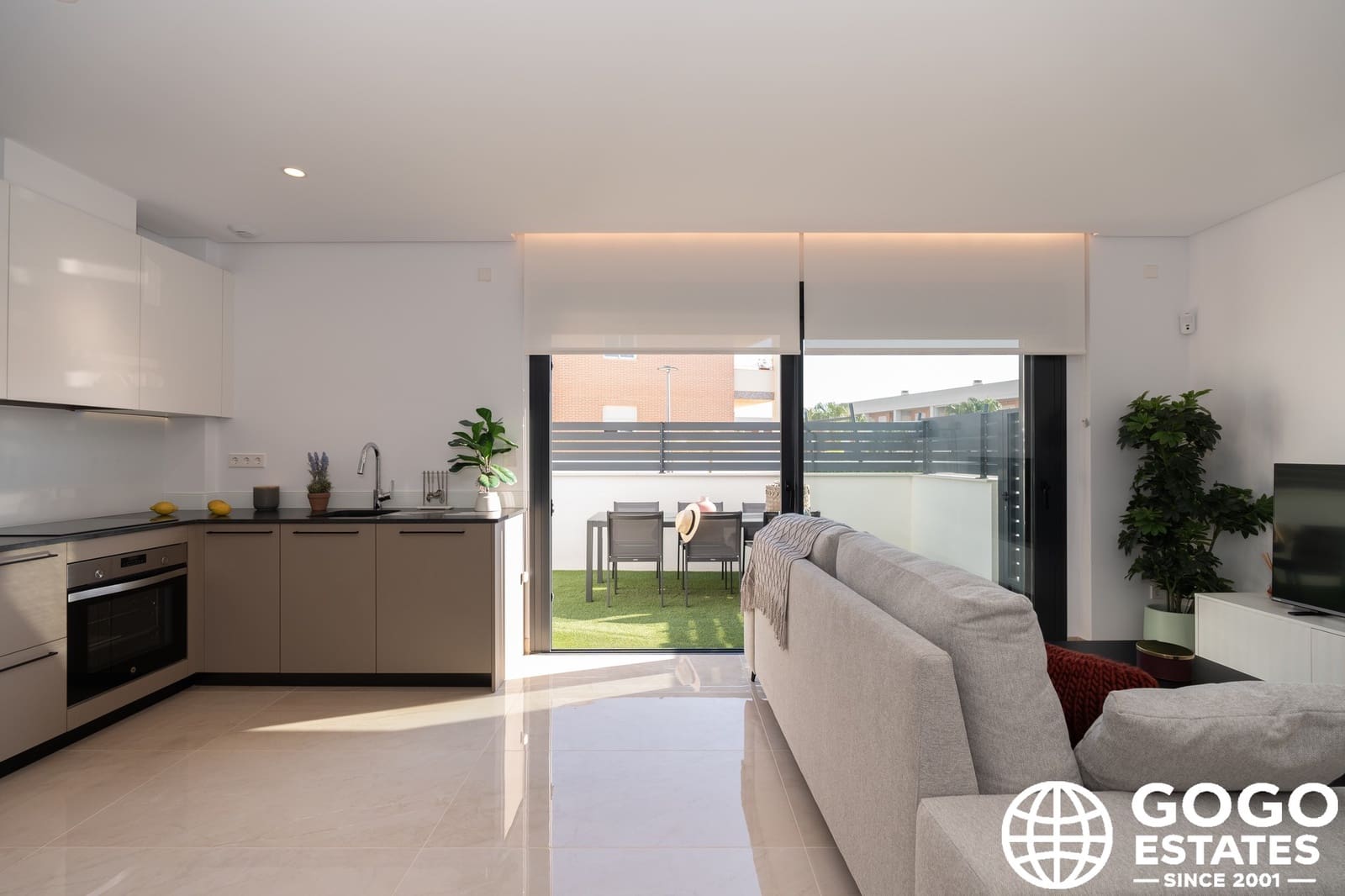 3 sypialnia Dom szeregowy na sprzedaż w Elche / Elx z basenem garażem - 459 000 € (Ref: 10008641)