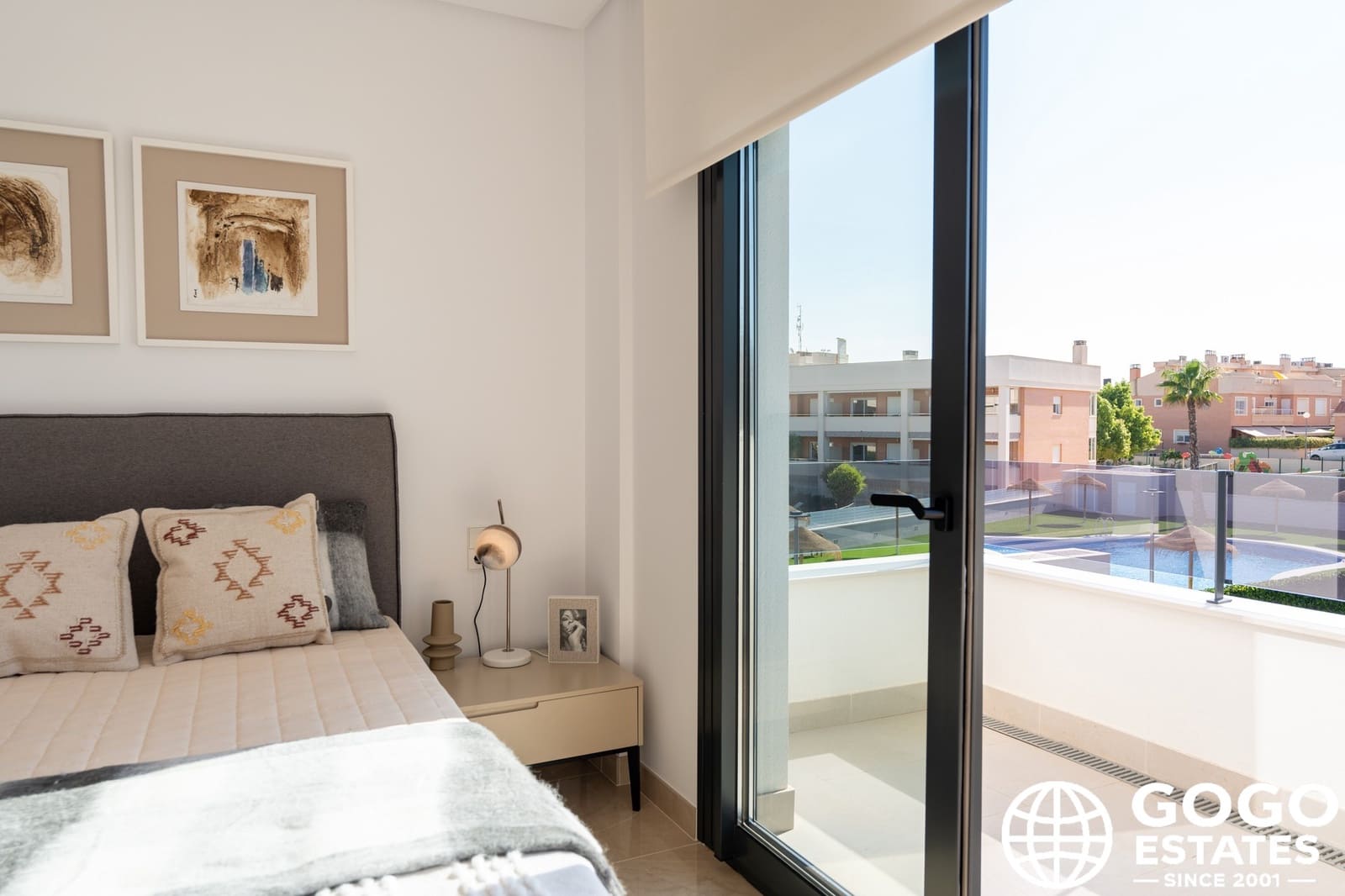 3 sypialnia Dom szeregowy na sprzedaż w Elche / Elx z basenem garażem - 459 000 € (Ref: 10008641)