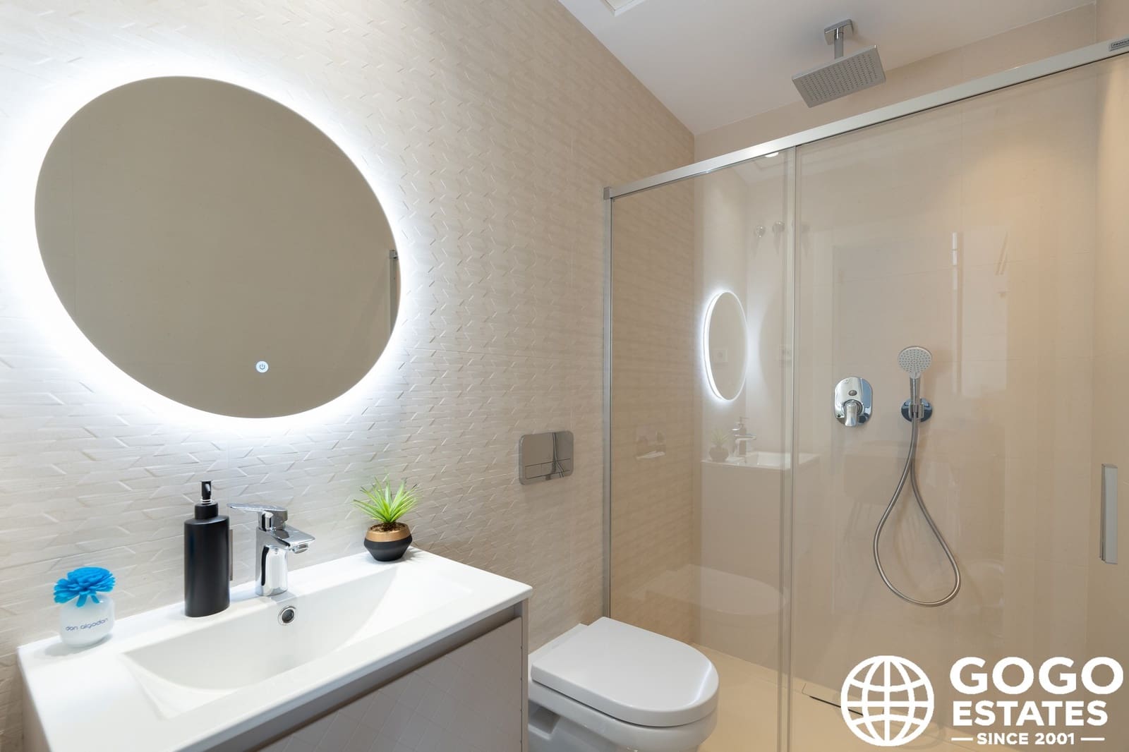 3 sypialnia Dom szeregowy na sprzedaż w Elche / Elx z basenem garażem - 459 000 € (Ref: 10008641)