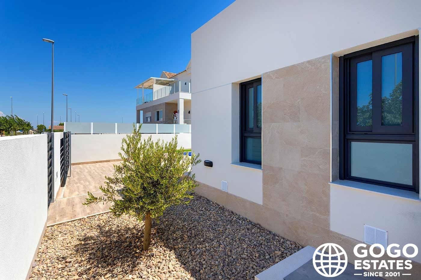 3 soverom Villa til salgs i Daya Nueva med svømmebasseng garasje - € 453 000 (Ref: 10008643)