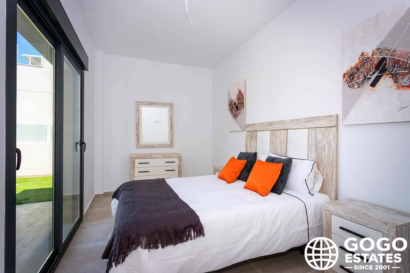 3 soverom Villa til salgs i Daya Nueva med svømmebasseng garasje - € 453 000 (Ref: 10008643)