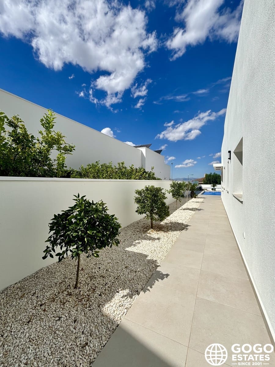 3 chambre Villa/Maison à vendre à Benijofar avec piscine - 589 000 € (Ref: 10008657)