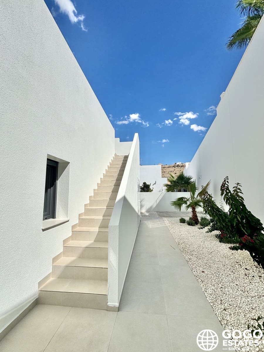 3 chambre Villa/Maison à vendre à Benijofar avec piscine - 589 000 € (Ref: 10008657)