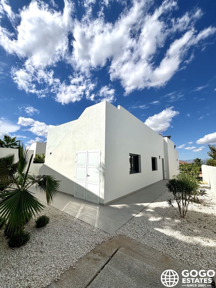 3 chambre Villa/Maison à vendre à Benijofar avec piscine - 589 000 € (Ref: 10008657)