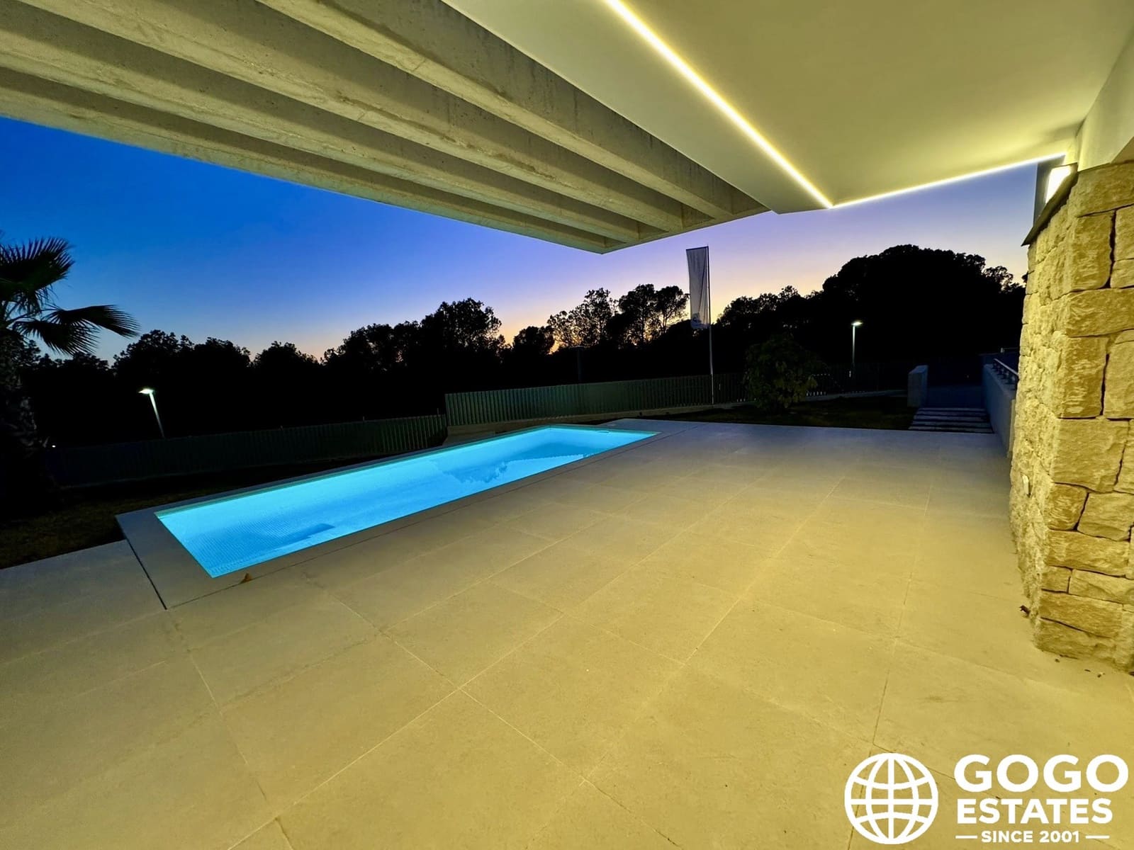 Chalet de 4 habitaciones en Finestrat en venta con piscina garaje - 895.000 € (Ref: 10008662)