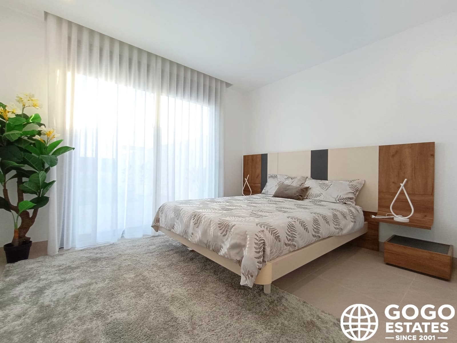 Chalet de 3 habitaciones en Benijófar en venta con piscina - 465.000 € (Ref: 10008694)