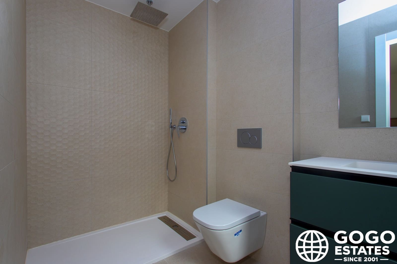 3 bedroom Townhouse for sale in Monforte del Cid with pool garage - € 365,000 (Ref: 10008704)