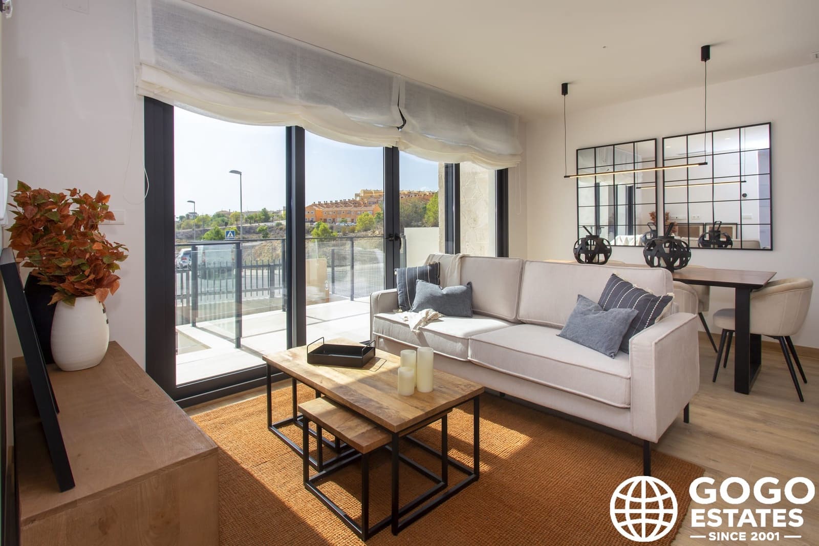 3 bedroom Townhouse for sale in Monforte del Cid with pool garage - € 365,000 (Ref: 10008704)