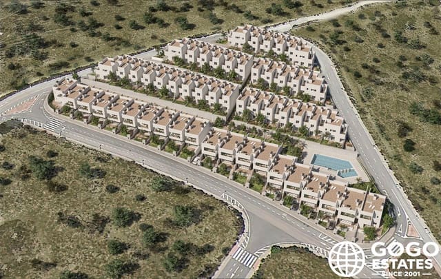 3 bedroom Townhouse for sale in Monforte del Cid with pool garage - € 365,000 (Ref: 10008704)