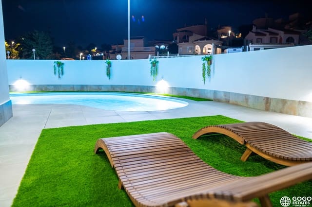 3 bedroom Villa for sale in Ciudad Quesada, Rojales with pool garage - € 598,000 (Ref: 10008706)