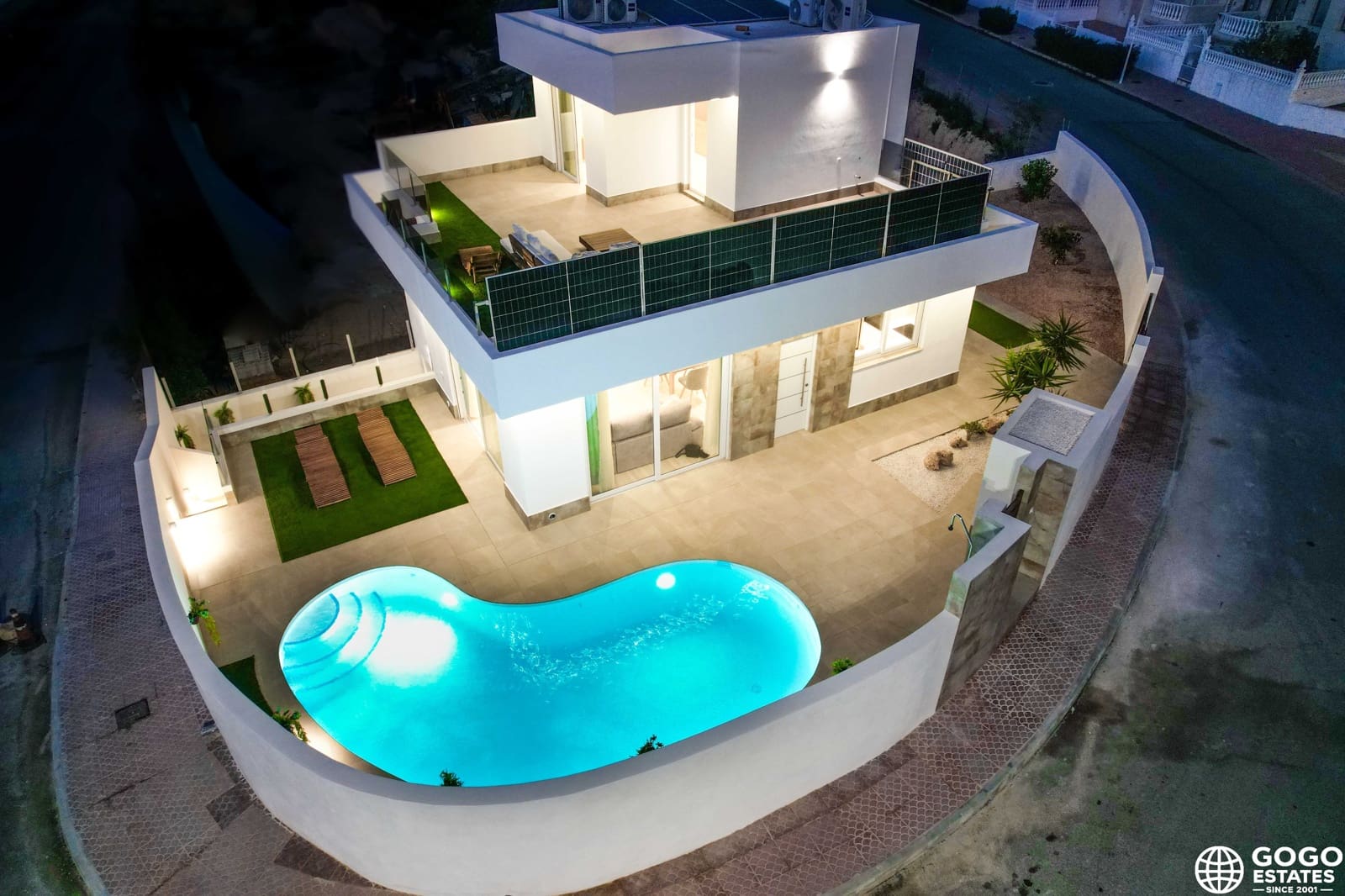3 soveværelse Villa til salg i Rojales med swimmingpool garage - € 598.000 (Ref: 10008706)