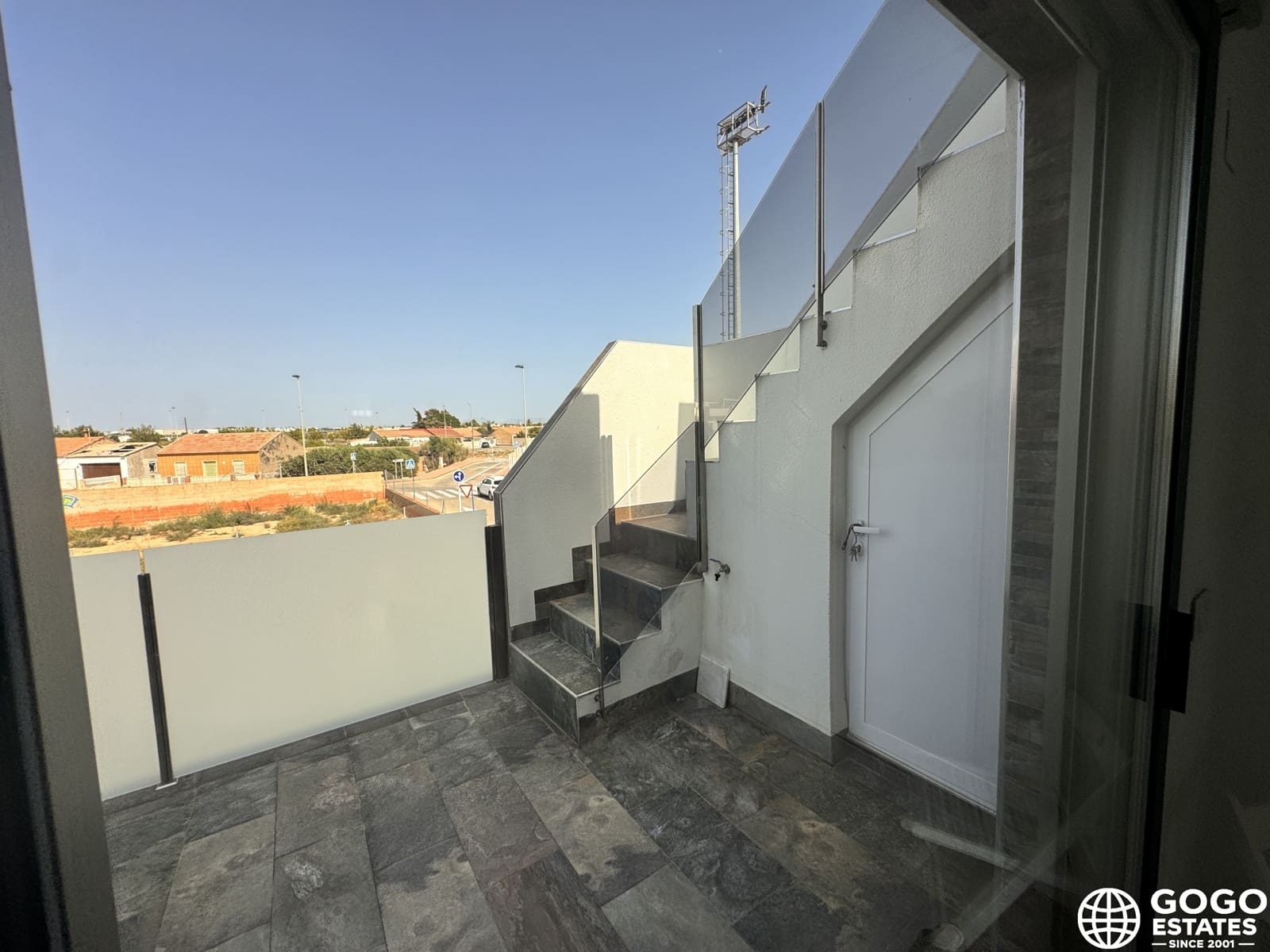 Pareado de 3 habitaciones en Santiago de la Ribera en venta con piscina garaje - 290.000 € (Ref: 10011072)