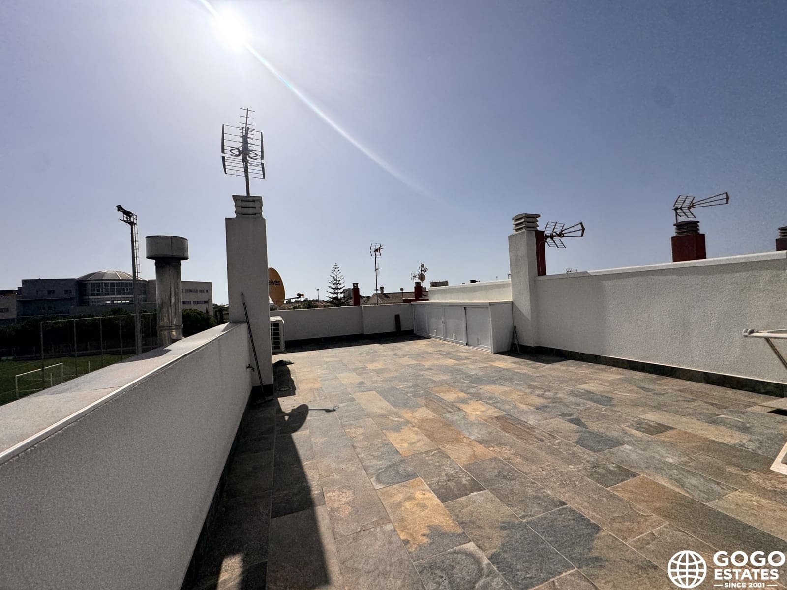 Pareado de 3 habitaciones en Santiago de la Ribera en venta con piscina garaje - 290.000 € (Ref: 10011072)