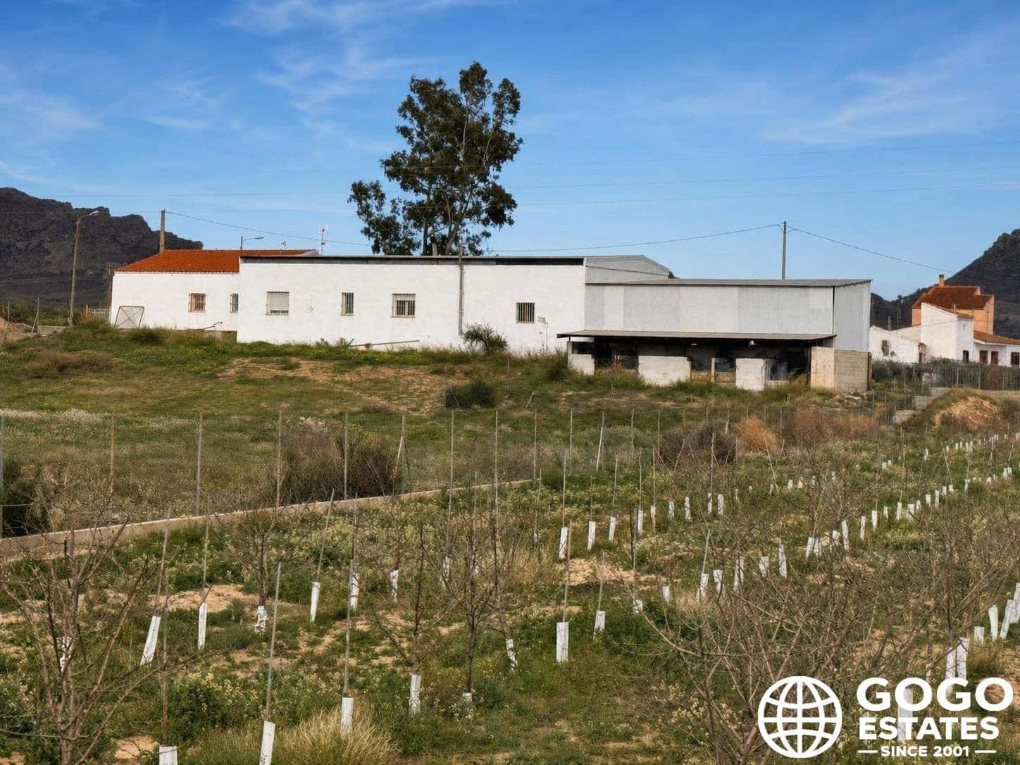 5 bedroom Finca/Country House for sale in Cuevas del Almanzora with garage - € 270,000 (Ref: 10012911)