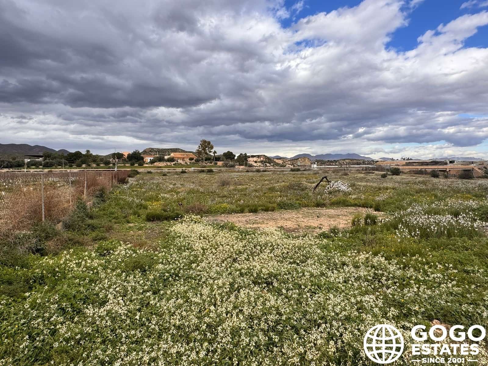 5 bedroom Finca/Country House for sale in Cuevas del Almanzora with garage - € 270,000 (Ref: 10012911)