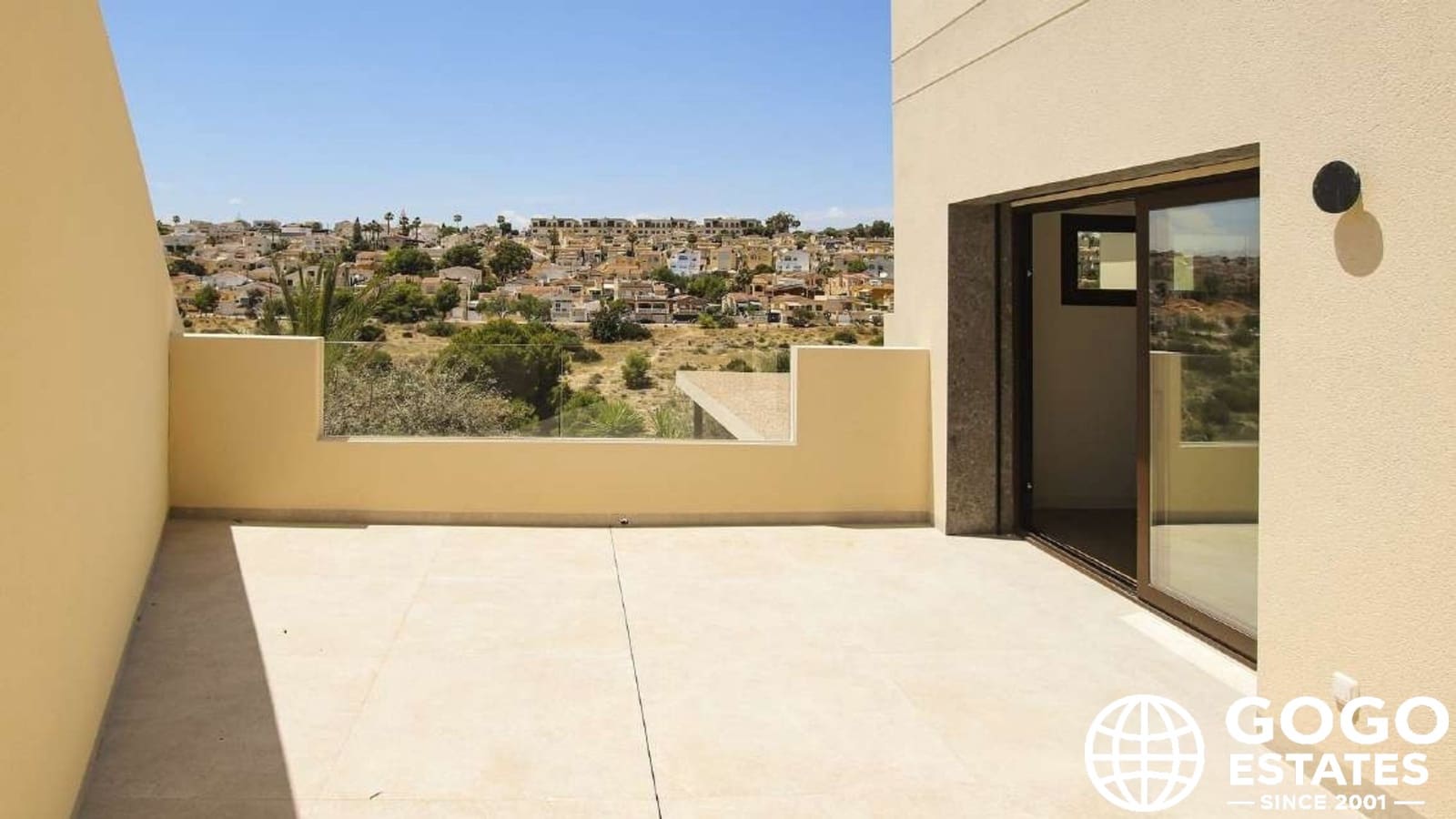 4 soveværelse Villa til salg i San Fulgencio med swimmingpool garage - € 1.485.750 (Ref: 10015123)