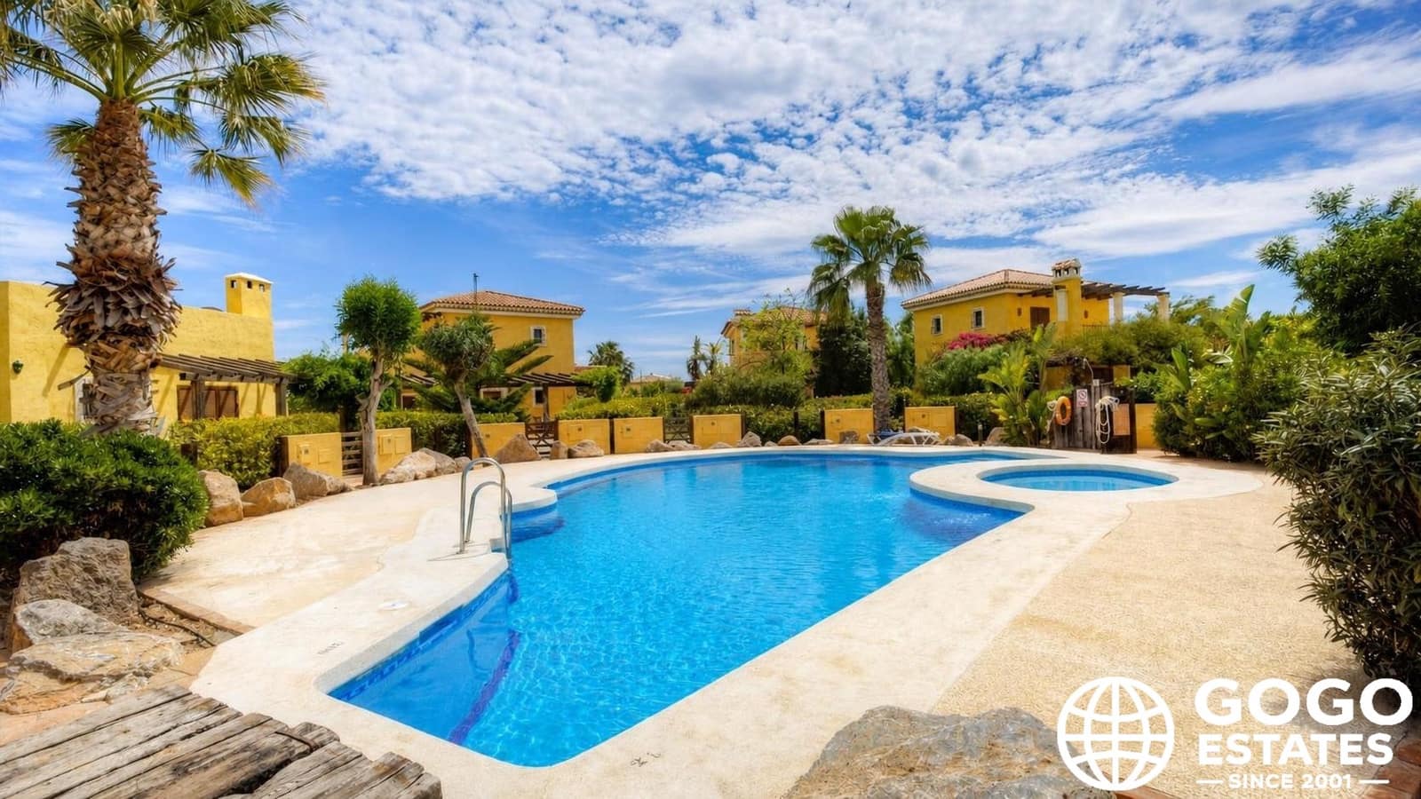 4 quarto Moradia para venda em Cuevas del Almanzora com piscina garagem - 406 850 € (Ref: 10080518)
