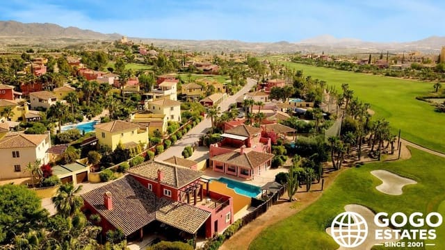 4 quarto Moradia para venda em Cuevas del Almanzora com piscina garagem - 406 850 € (Ref: 10080518)