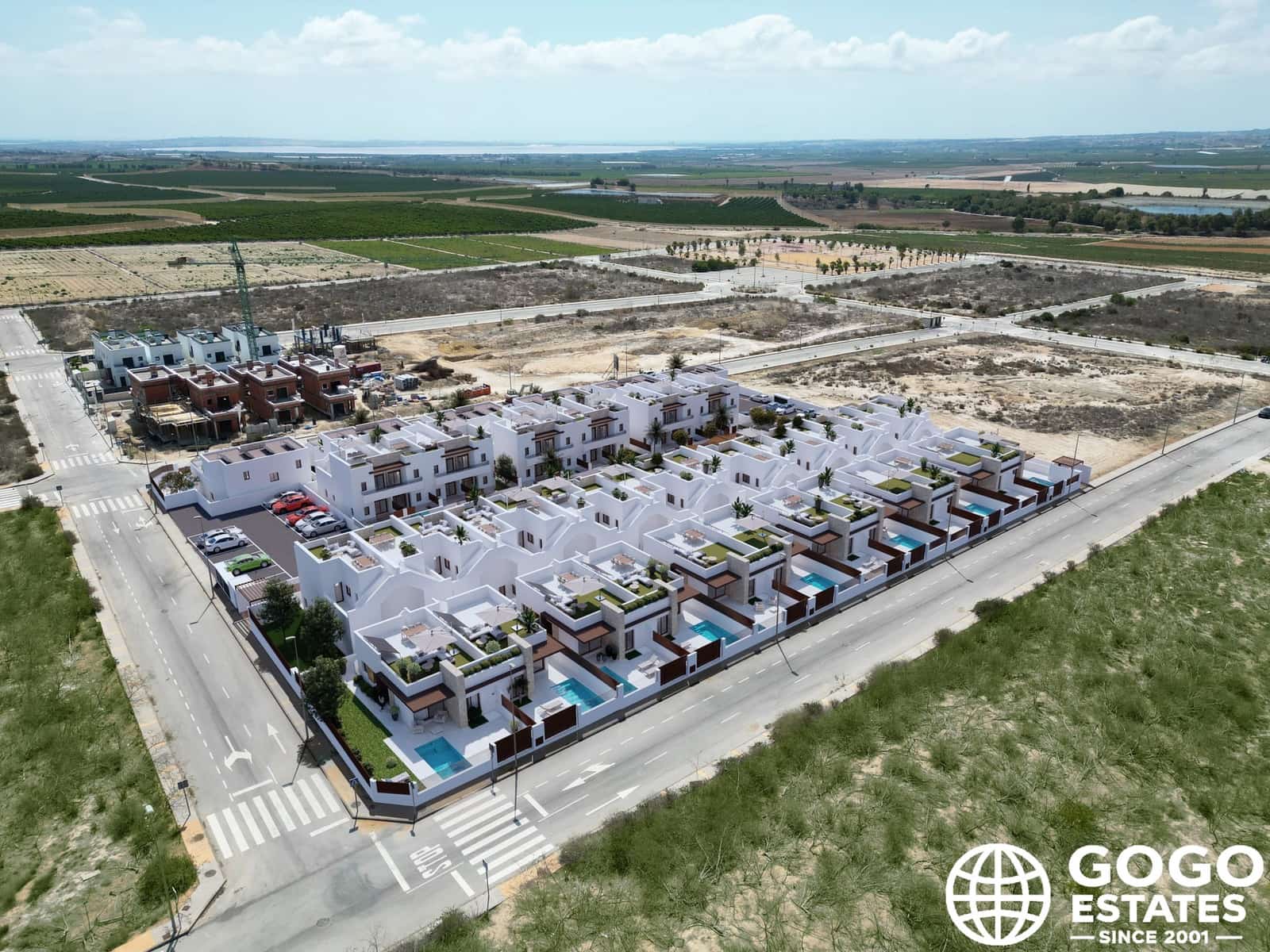 Pareado de 2 habitaciones en Orihuela en venta con piscina - 366.000 € (Ref: 10164274)