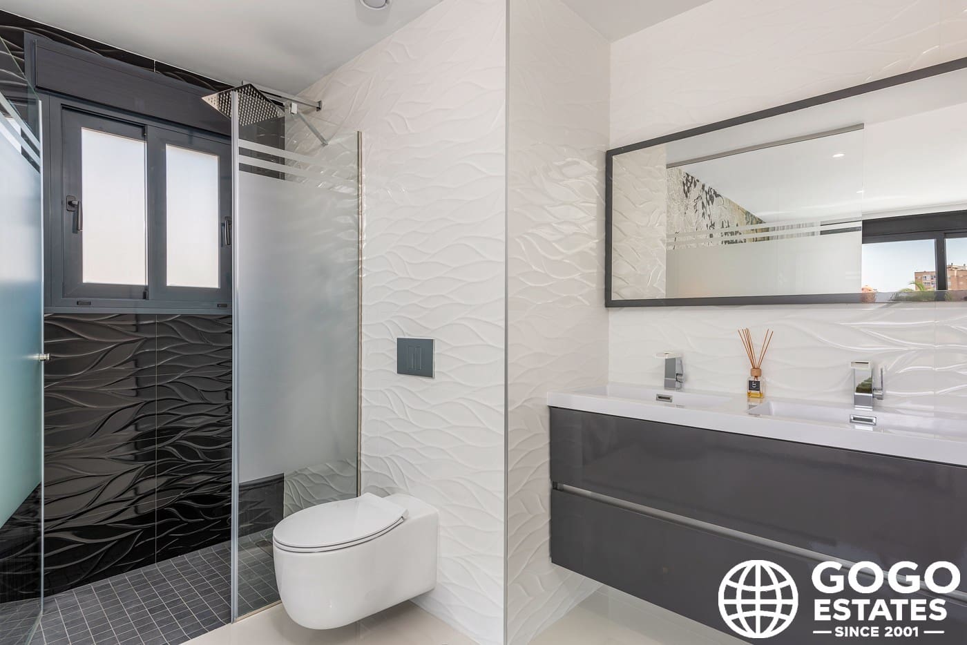 3 chambre Villa/Maison à vendre à Playa Paraiso avec piscine garage - 580 000 € (Ref: 10164323)