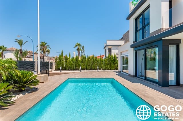 4 chambre Villa/Maison à vendre à Playa Paraiso, Carthagène avec piscine garage - 749 000 € (Ref: 10164327)