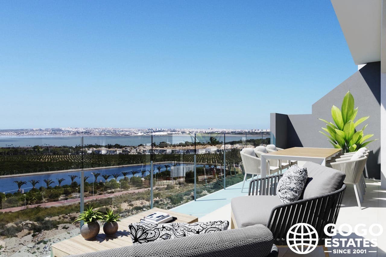 2 chambre Penthouse à vendre à Torrevieja avec piscine garage - 330 000 € (Ref: 10164371)