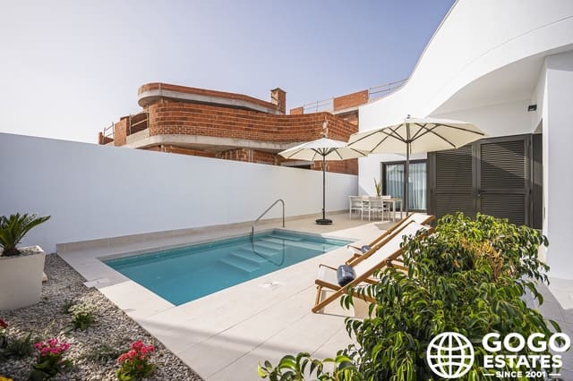 3 quarto Casa em Banda para venda em Los Balcones - Los Altos, Torrevieja com piscina garagem - 499 000 € (Ref: 10164403)