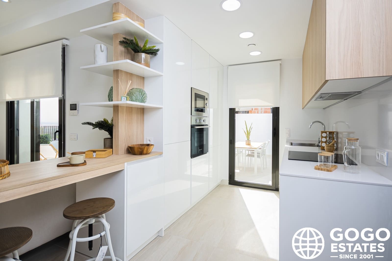 3 quarto Casa em Banda para venda em Torrevieja com piscina garagem - 499 000 € (Ref: 10164403)