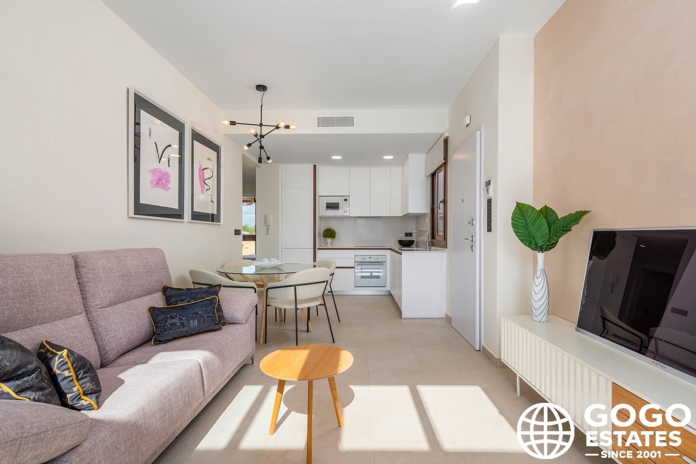 2 soveværelse Bungalow til salg i Torrevieja med swimmingpool garage - € 300.000 (Ref: 10164449)