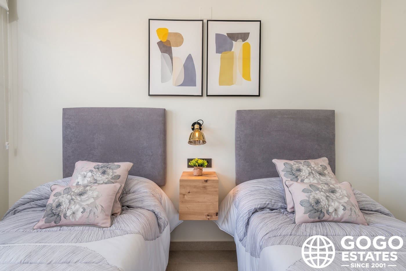 2 soveværelse Bungalow til salg i Torrevieja med swimmingpool garage - € 300.000 (Ref: 10164449)