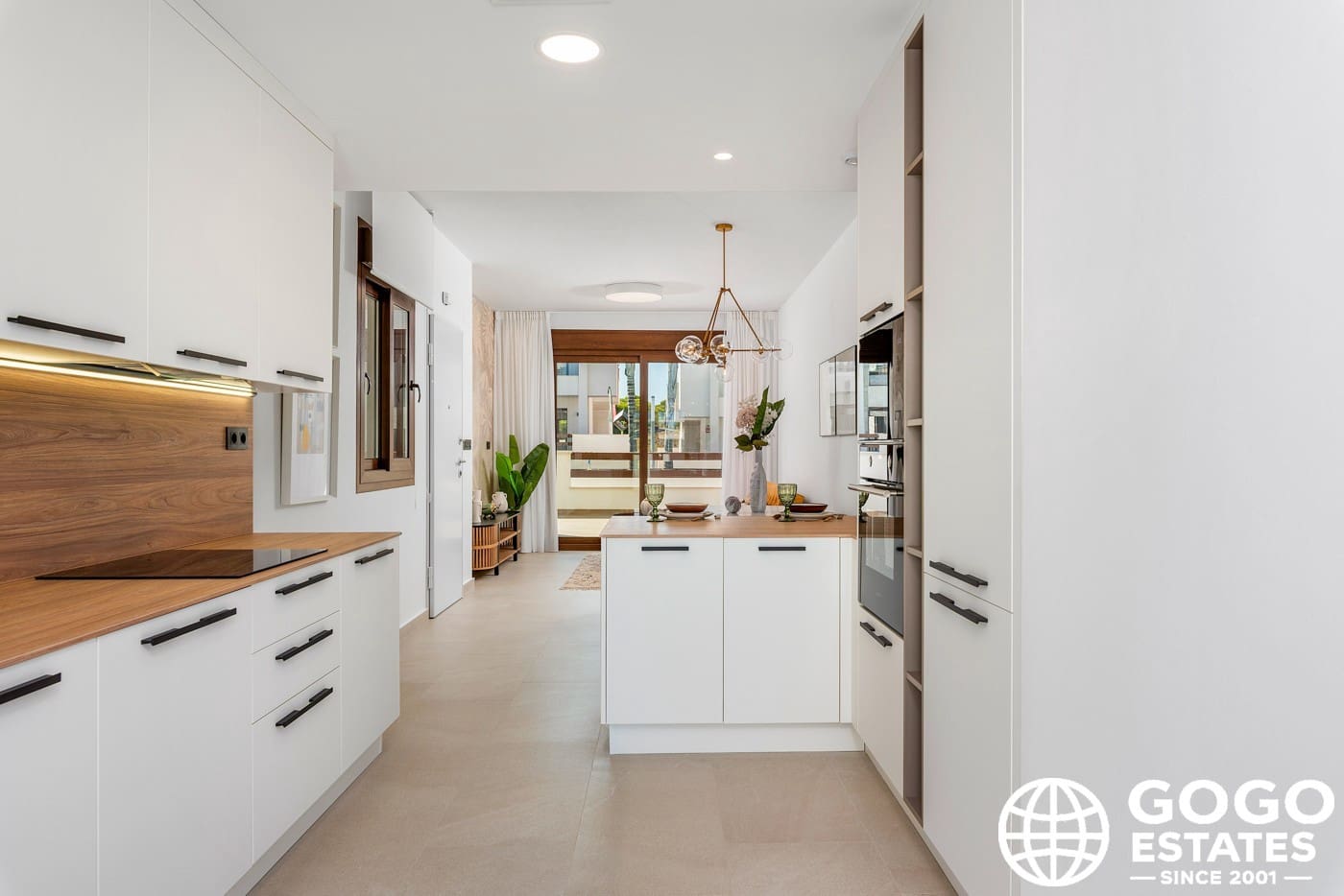 2 soveværelse Bungalow til salg i Torrevieja med swimmingpool garage - € 300.000 (Ref: 10164449)