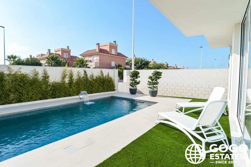 4 bedroom Villa for sale in Gran Alacant with pool - € 805,000 (Ref: 10164497)