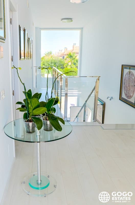 4 bedroom Villa for sale in Gran Alacant with pool - € 805,000 (Ref: 10164497)