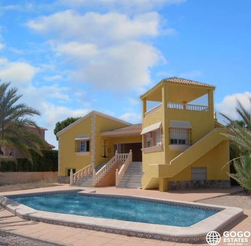 3 makuuhuone Rivitalo myytävänä paikassa La Manga del Mar Menor mukana uima-altaan 
autotalli - 780 000 € (Ref: 10164537)